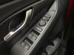 Hyundai i30 Wagon 2023 Punainen
