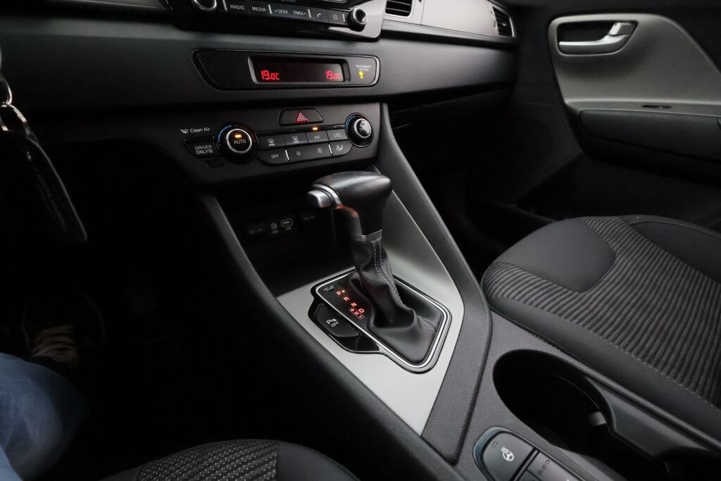 Kia Niro 2017 Valkoinen