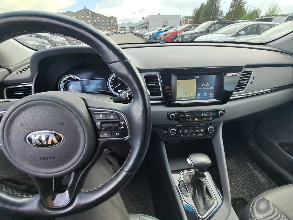 Kia Niro 2017 Sininen