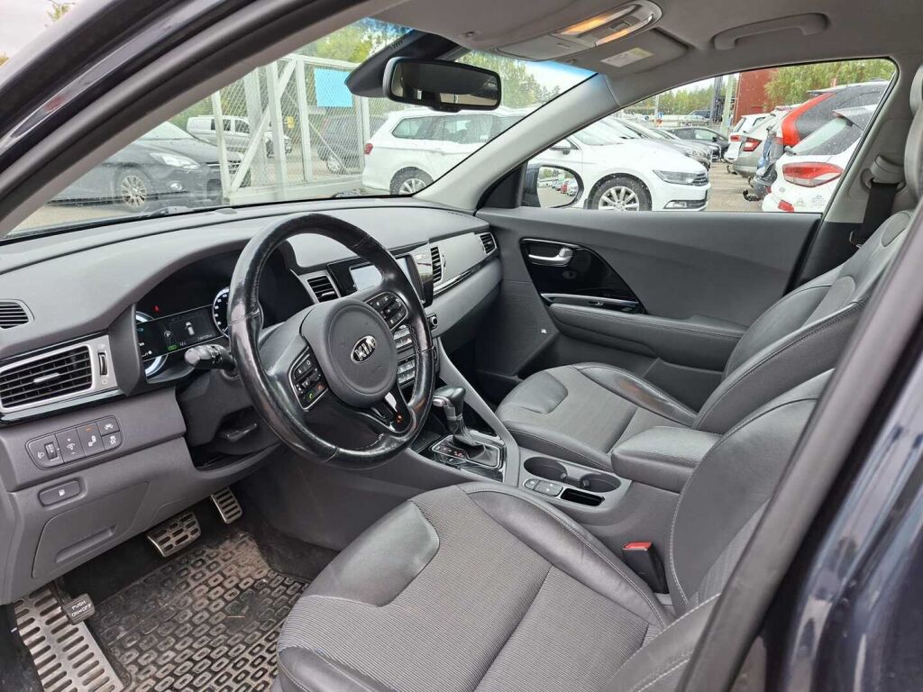 Kia Niro 2017 Sininen