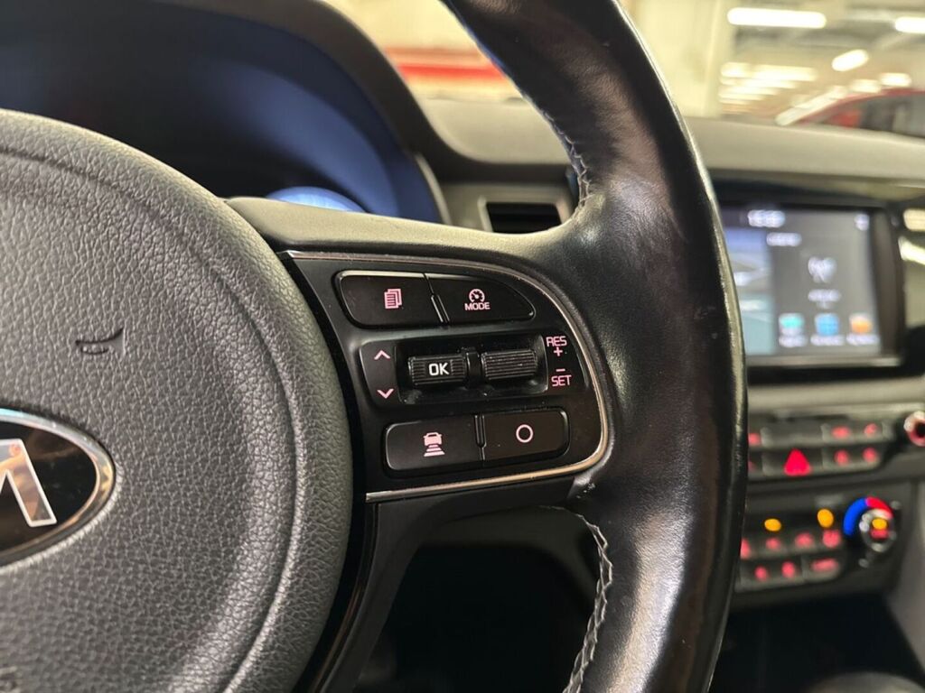 Kia Niro 2017 Sininen