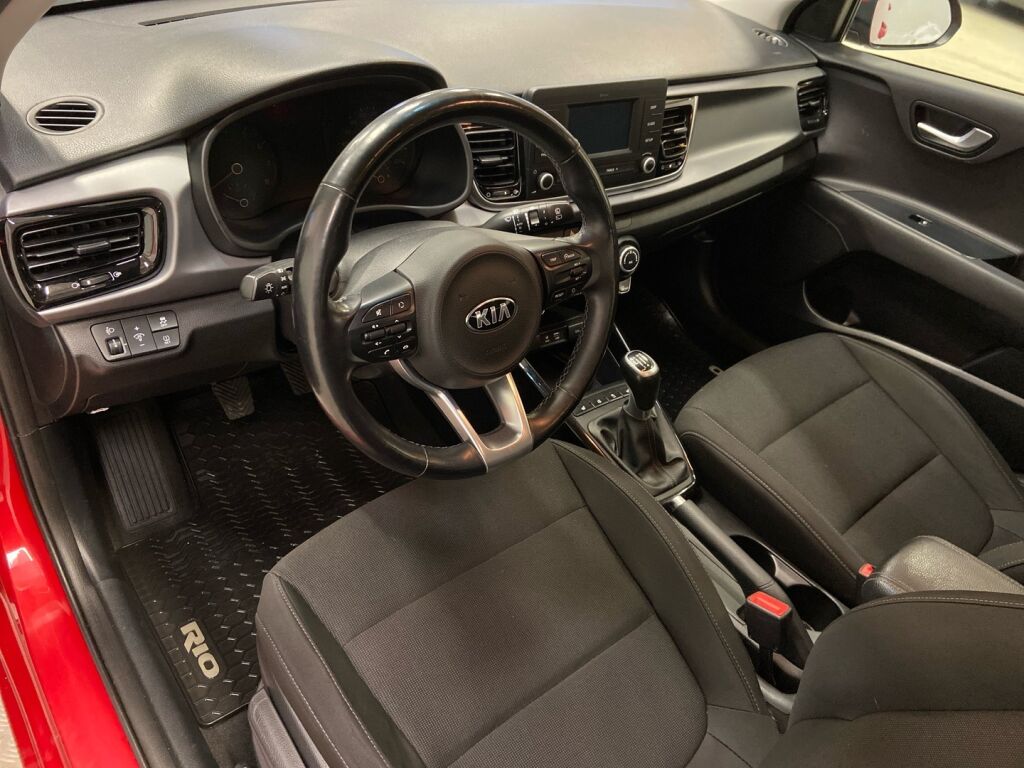 Kia Rio 2017 Punainen