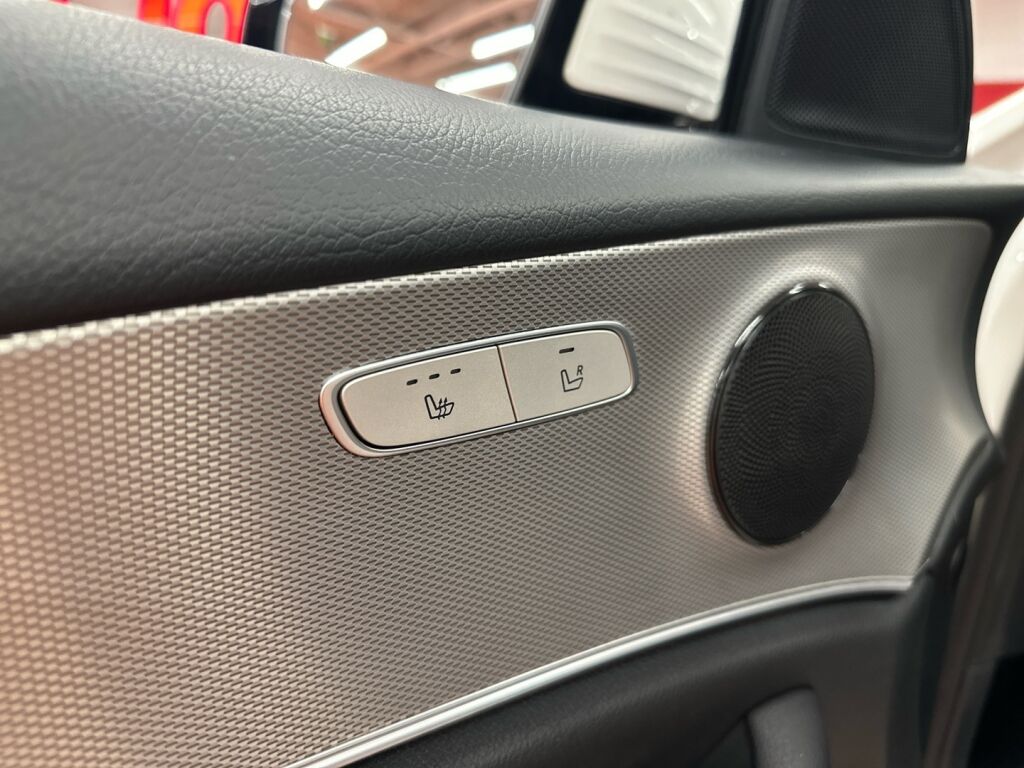 Mercedes-Benz E 2017 Valkoinen