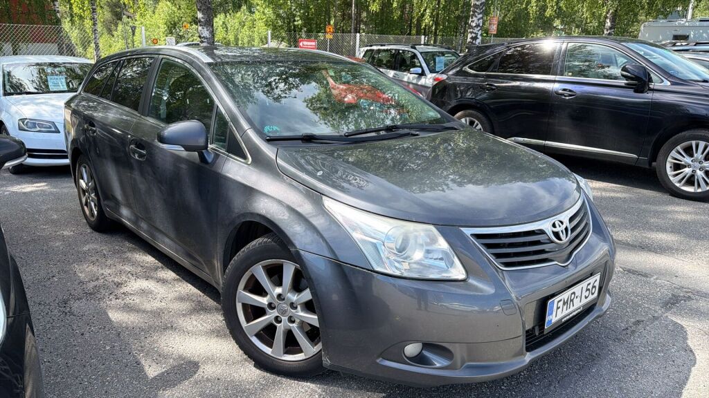 Toyota Avensis 2010 Harmaa