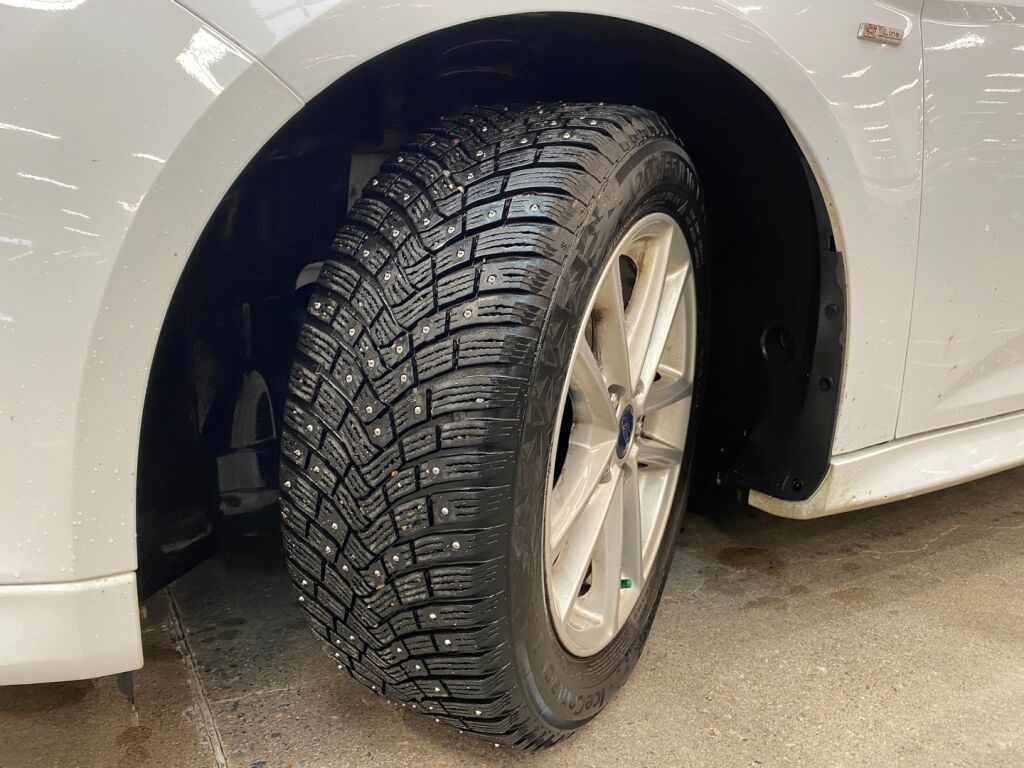 Ford Focus 2017 Valkoinen