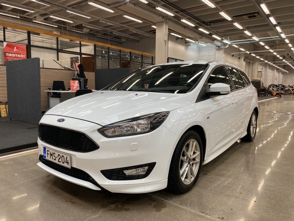 Ford Focus 2017 Valkoinen