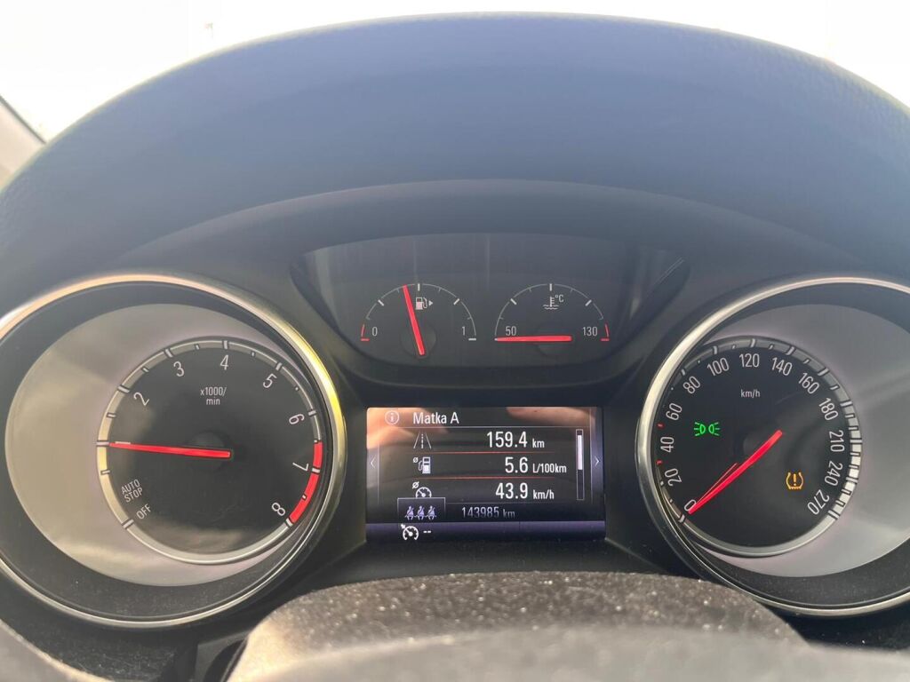 Opel Astra 2017 Musta