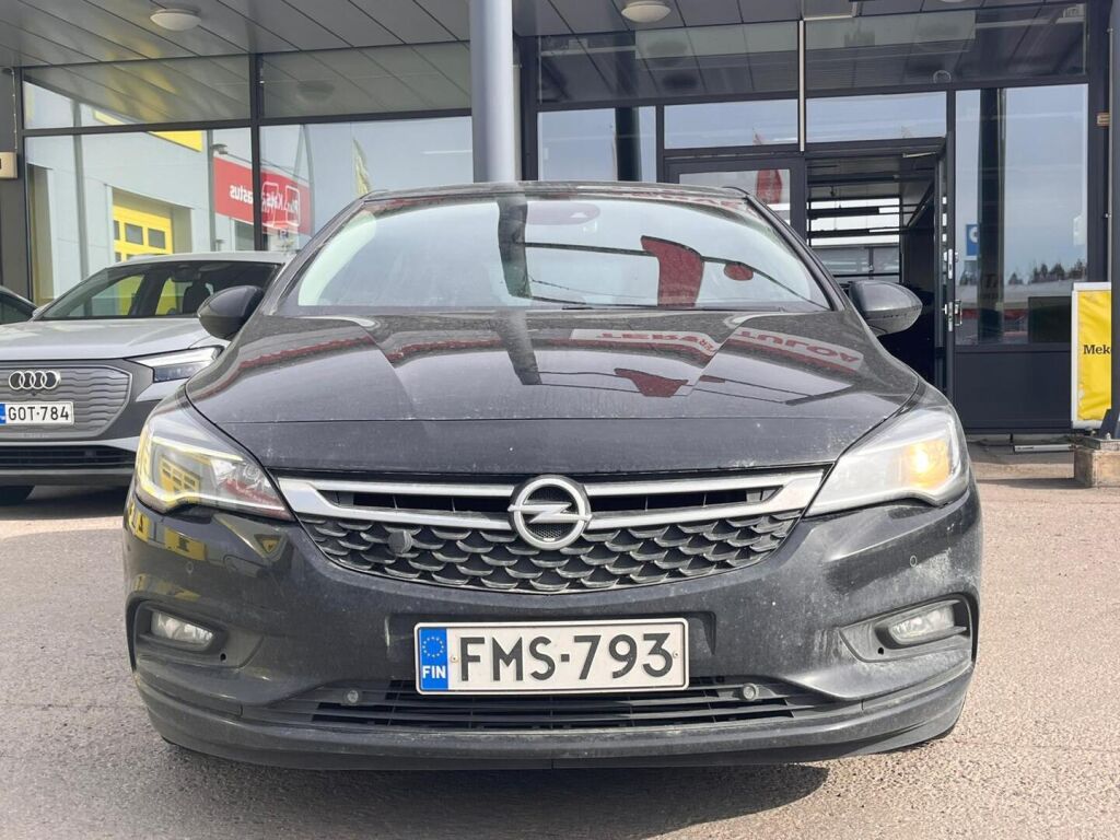 Opel Astra 2017 Musta