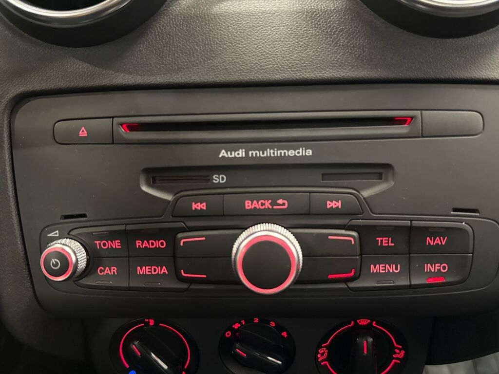 Audi A1 2010 Valkoinen