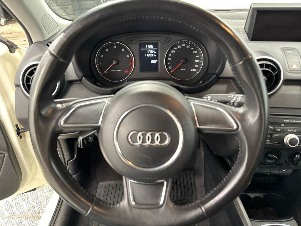 Audi A1 2010 Valkoinen