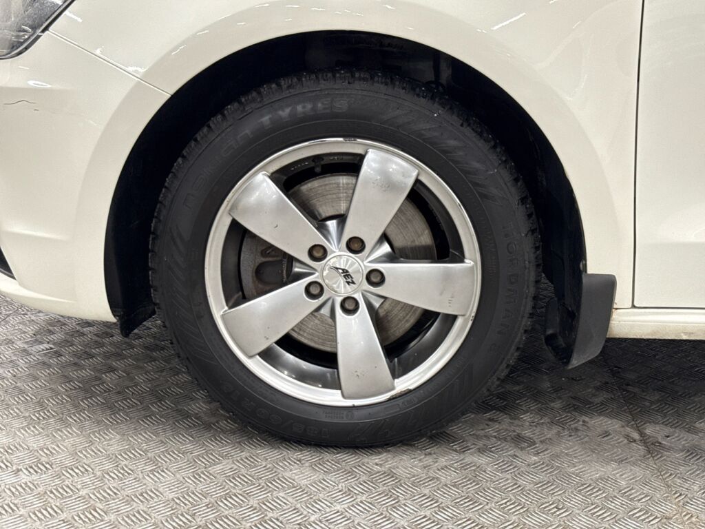 Audi A1 2010 Valkoinen