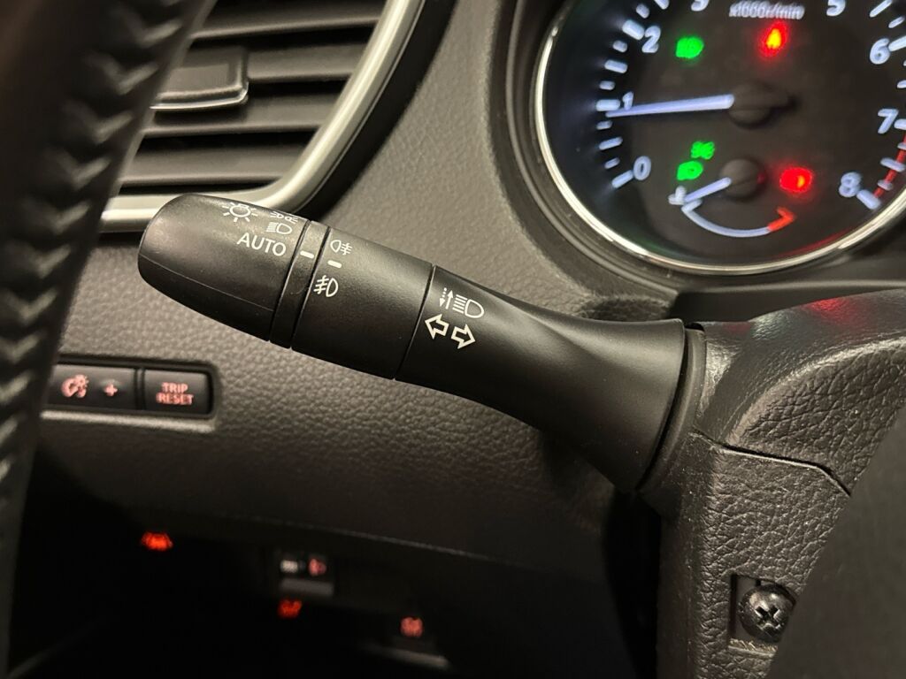 Nissan Qashqai 2017 Harmaa