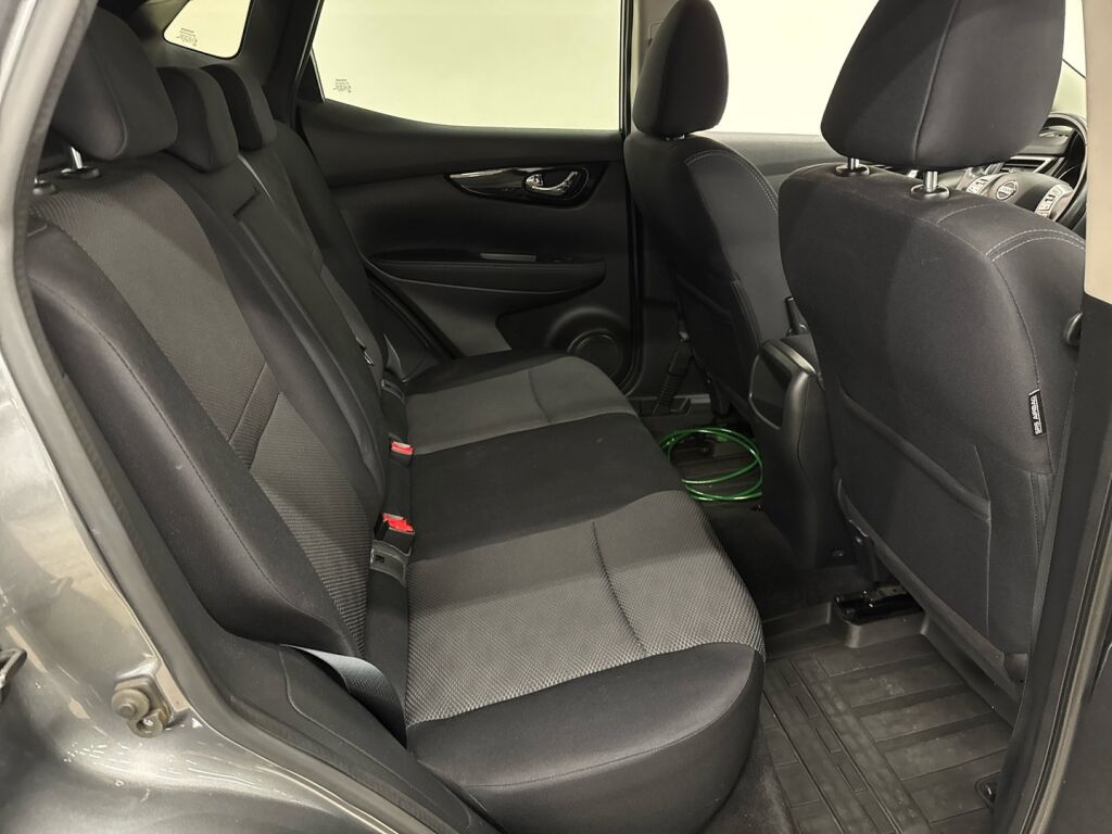 Nissan Qashqai 2017 Harmaa