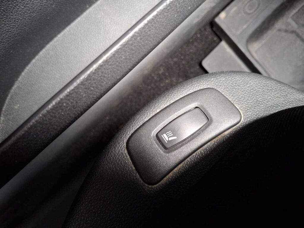 Renault Clio 2017 Musta