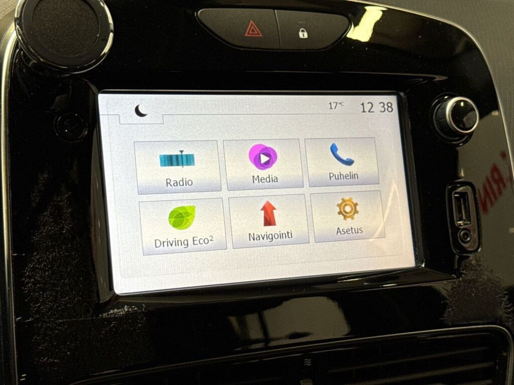 Renault Clio 2017 Musta