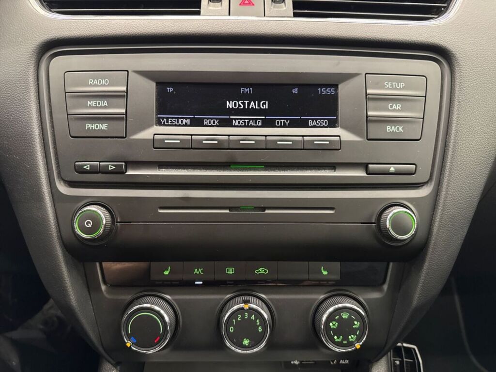 Skoda Octavia 2014 Valkoinen