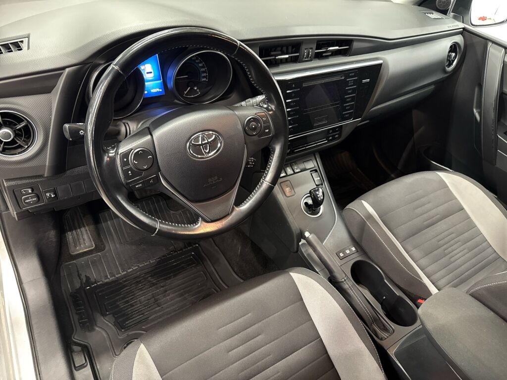 Toyota Auris 2017 Hopea