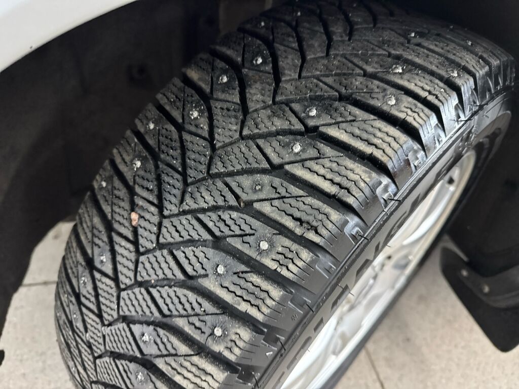 Volvo V70 2011 Hopea