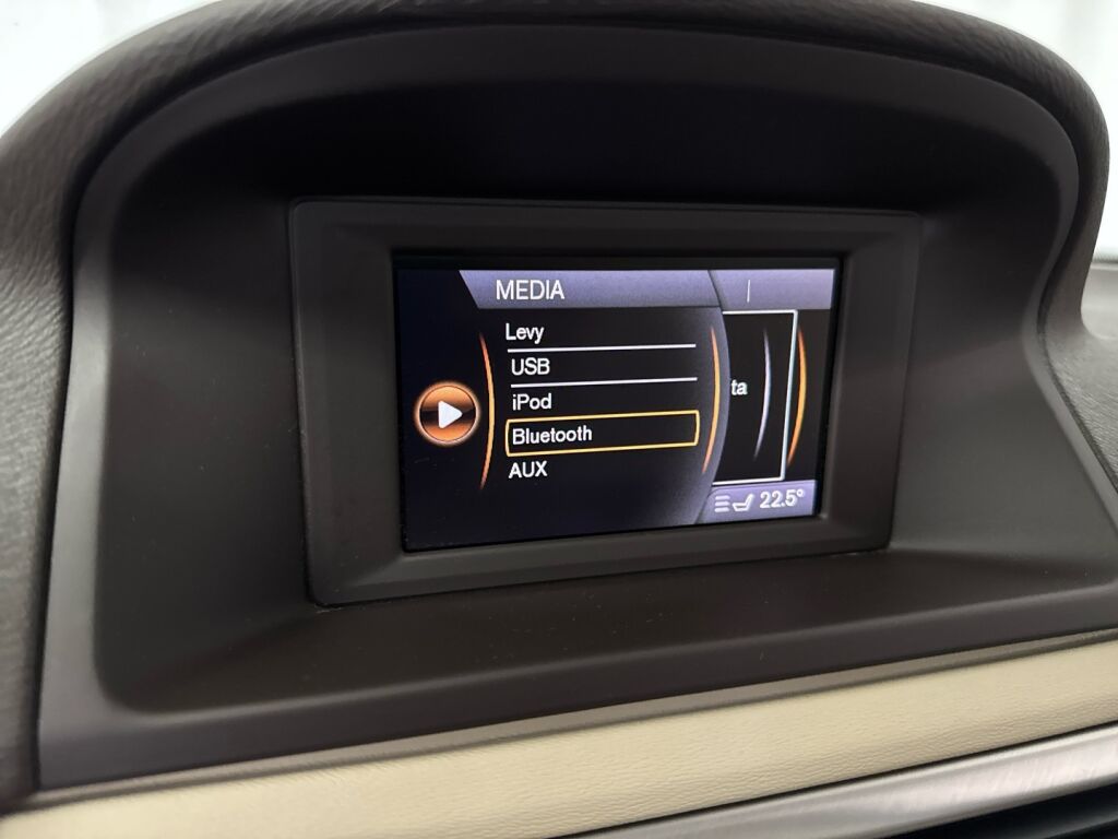 Volvo V70 2011 Hopea