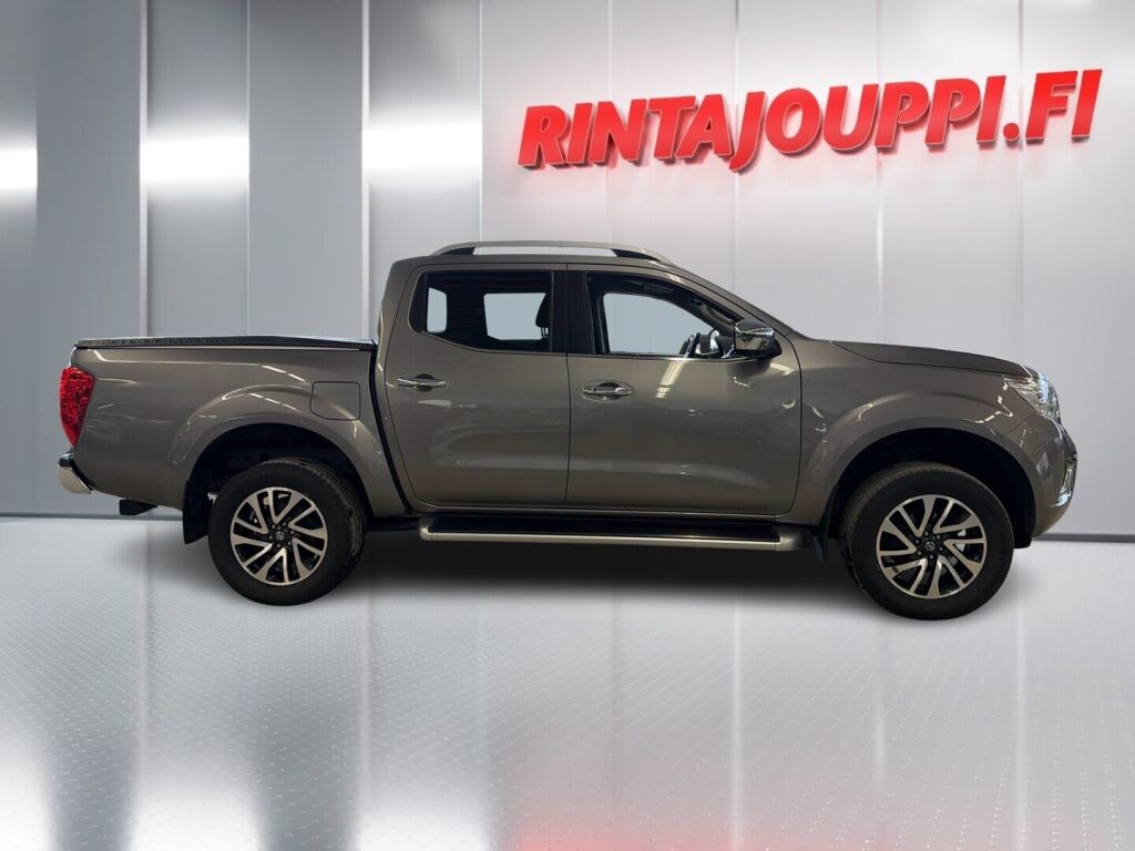 Nissan Navara 2018 Harmaa