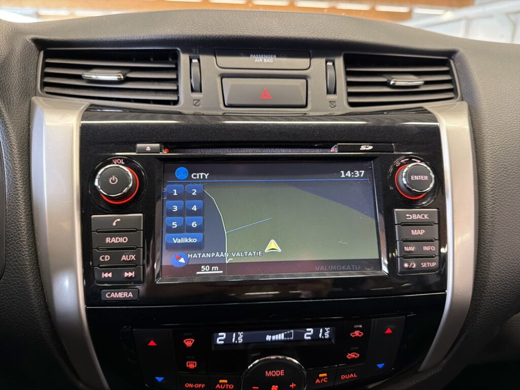 Nissan Navara 2018 Harmaa