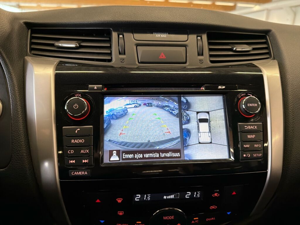 Nissan Navara 2018 Harmaa