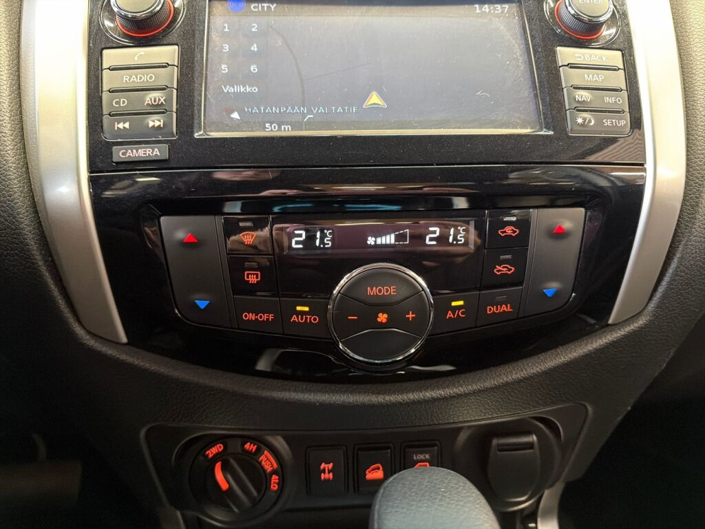 Nissan Navara 2018 Harmaa