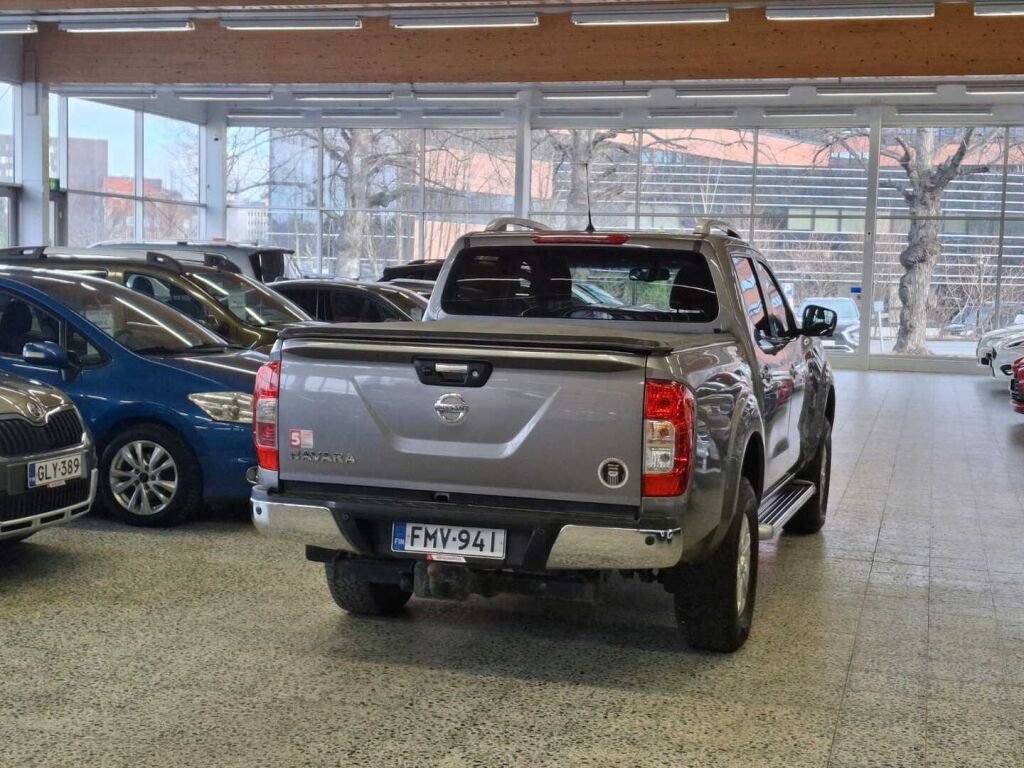 Nissan Navara 2018 Harmaa