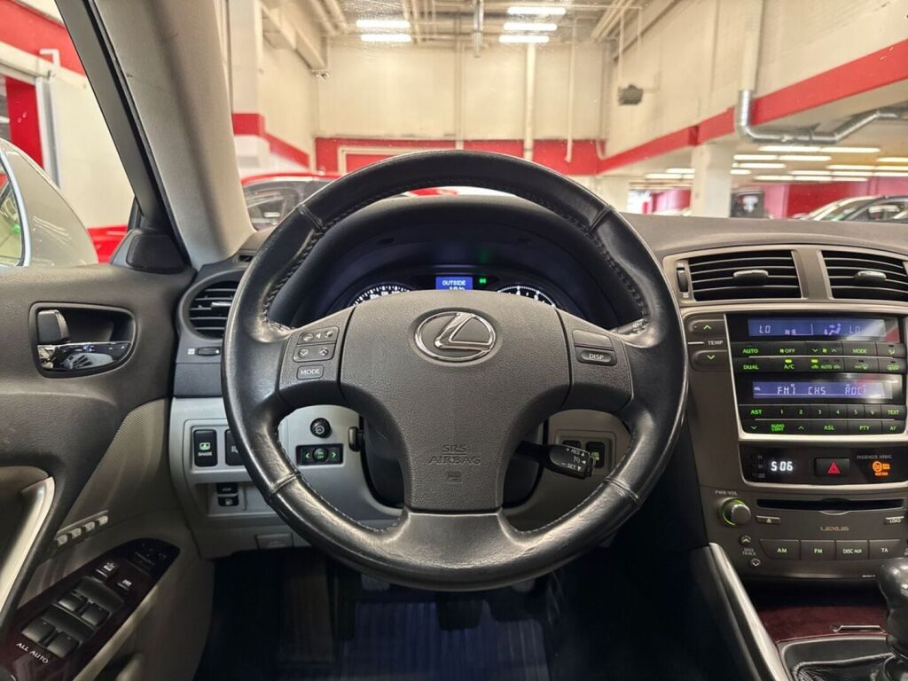 Lexus IS 2006 Harmaa