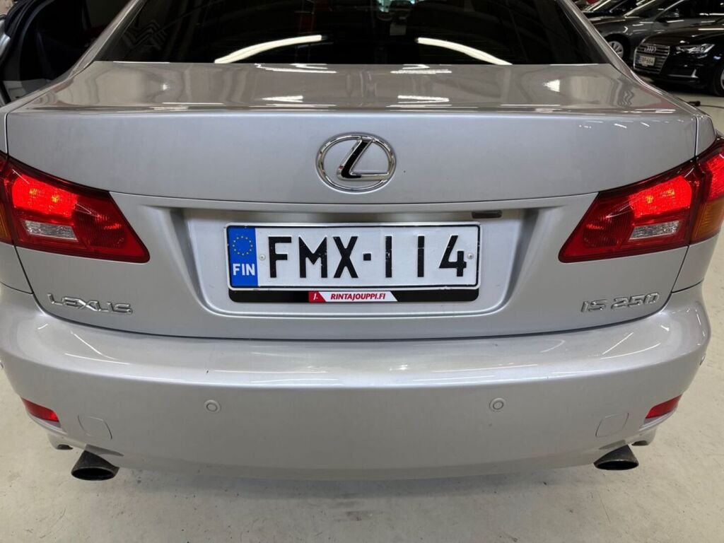 Lexus IS 2006 Harmaa