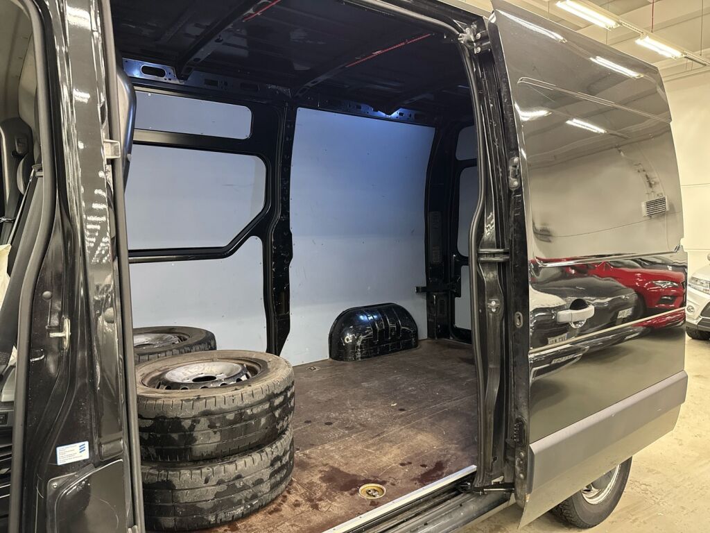 Opel Movano 2017 Musta