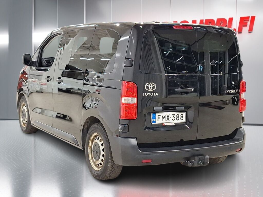 Toyota Proace Verso 2017 Musta