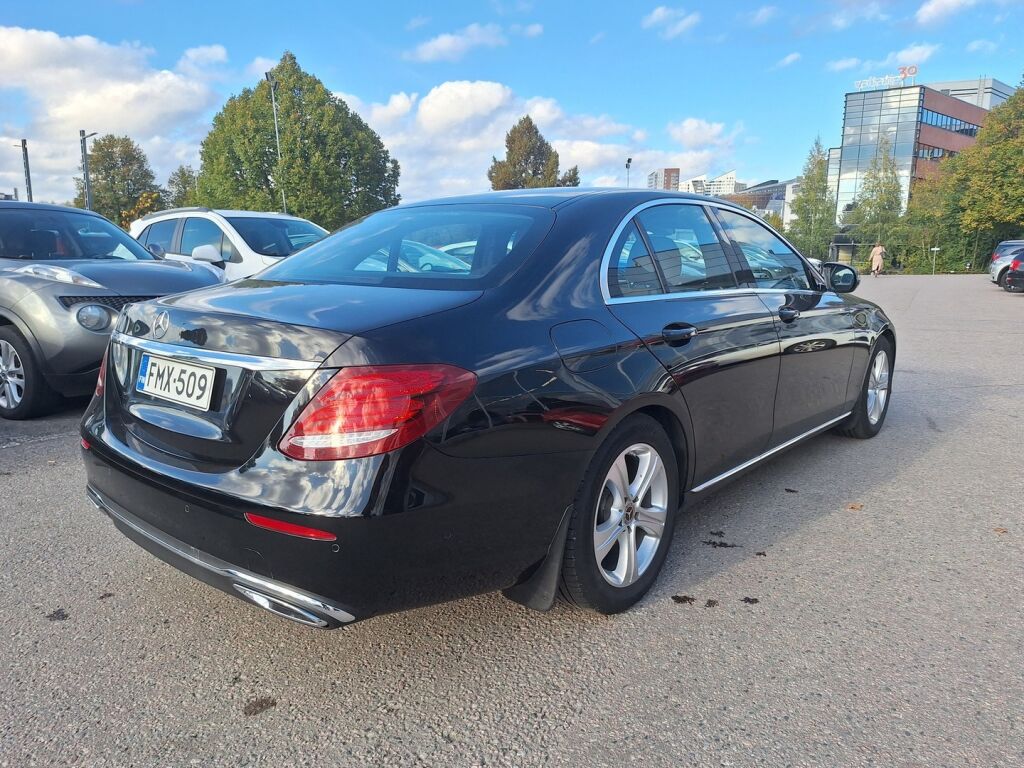 Mercedes-Benz E 2018 Musta