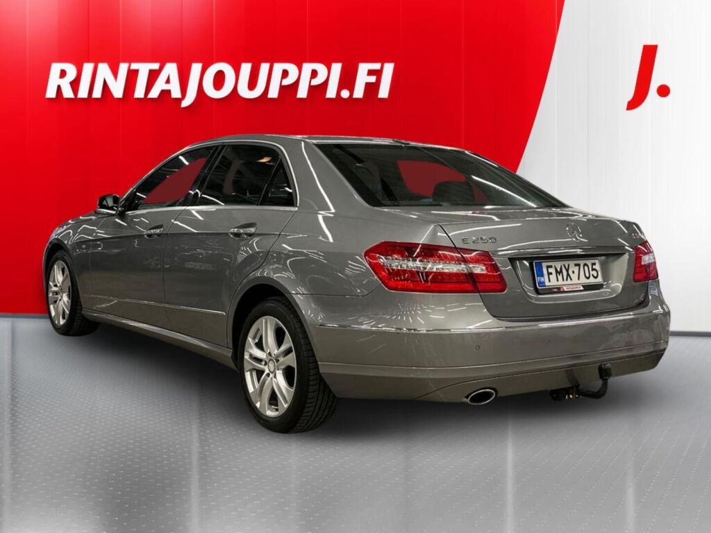 Mercedes-Benz E 2009 Harmaa