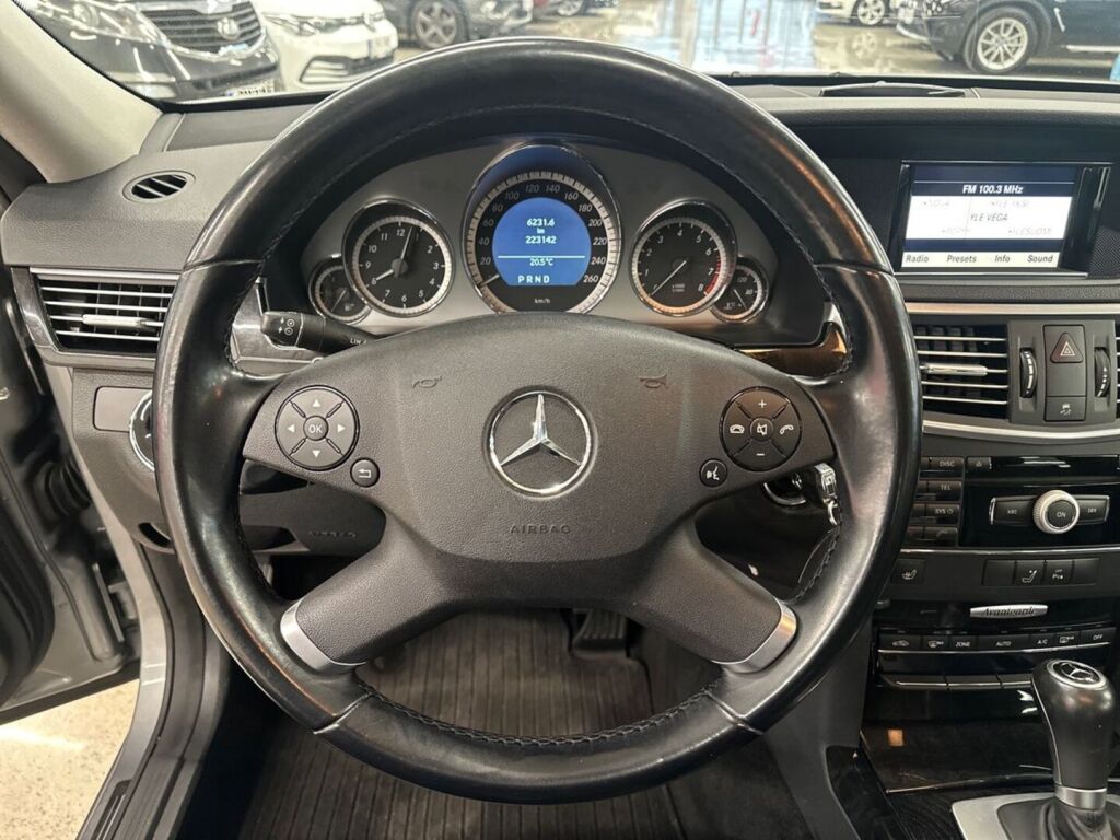 Mercedes-Benz E 2009 Harmaa