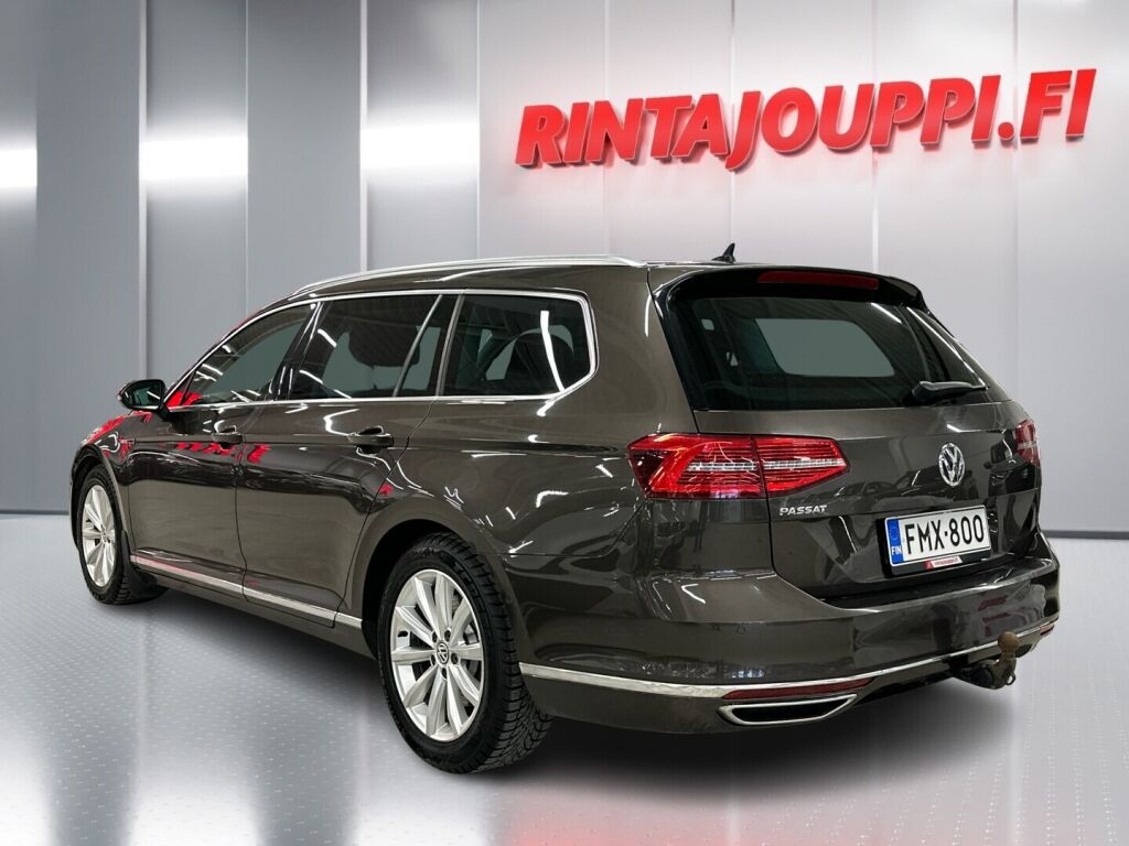 Volkswagen Passat 2015 Ruskea (beige)