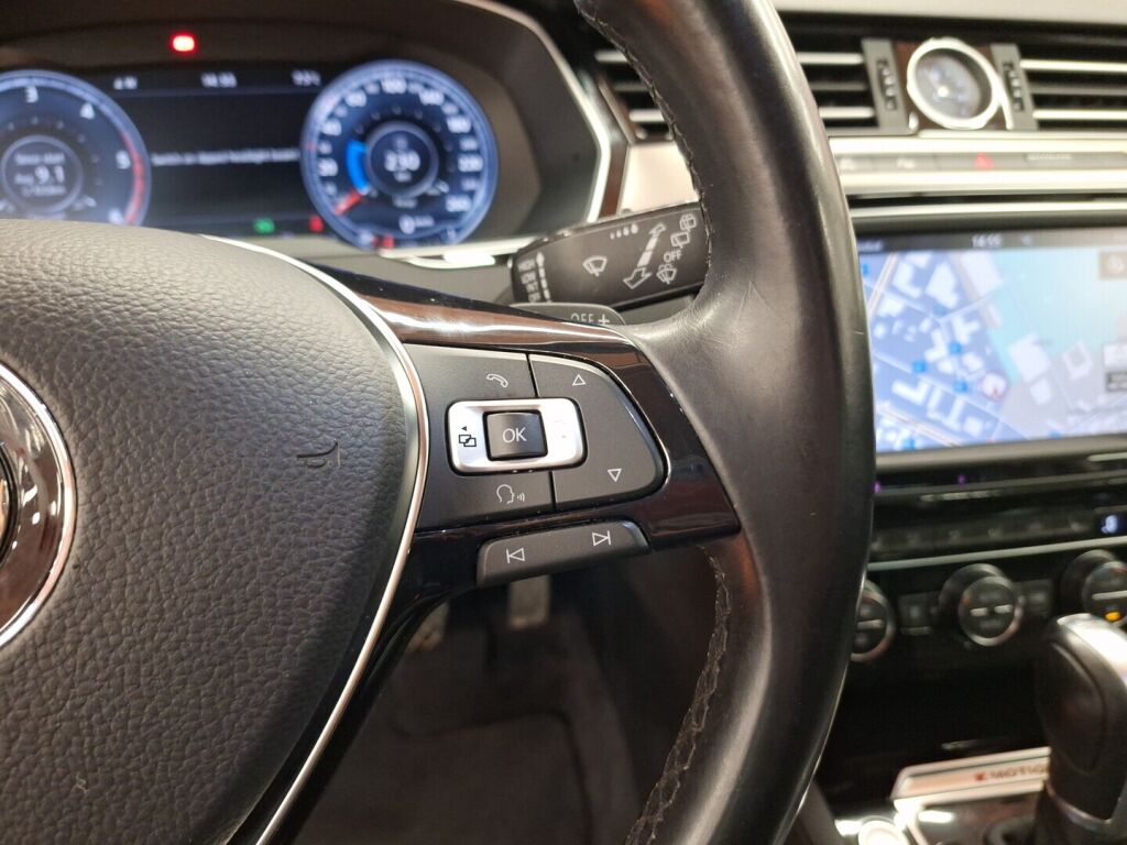 Volkswagen Passat 2015 Ruskea (beige)