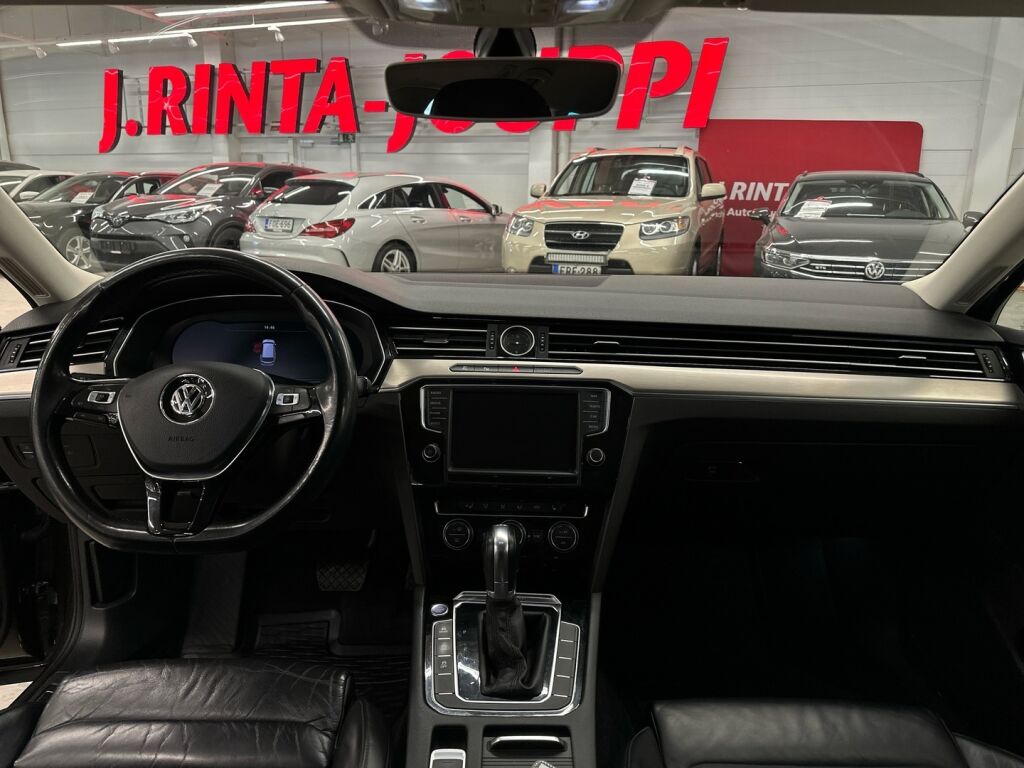 Volkswagen Passat 2015 Ruskea (beige)