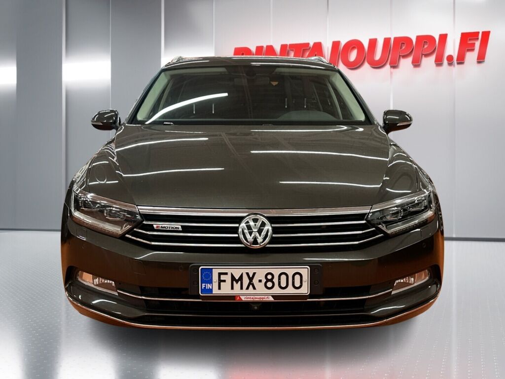 Volkswagen Passat 2015 Ruskea (beige)
