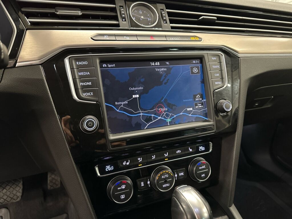 Volkswagen Passat 2015 Ruskea (beige)