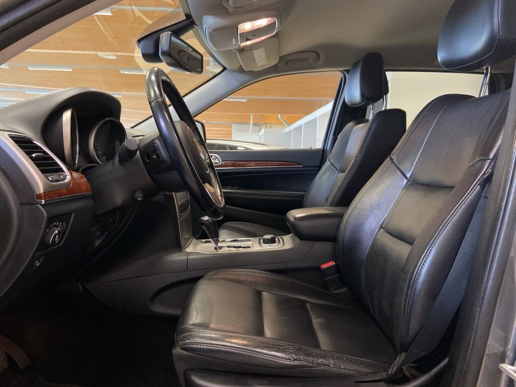 Jeep Grand Cherokee 2012 Harmaa