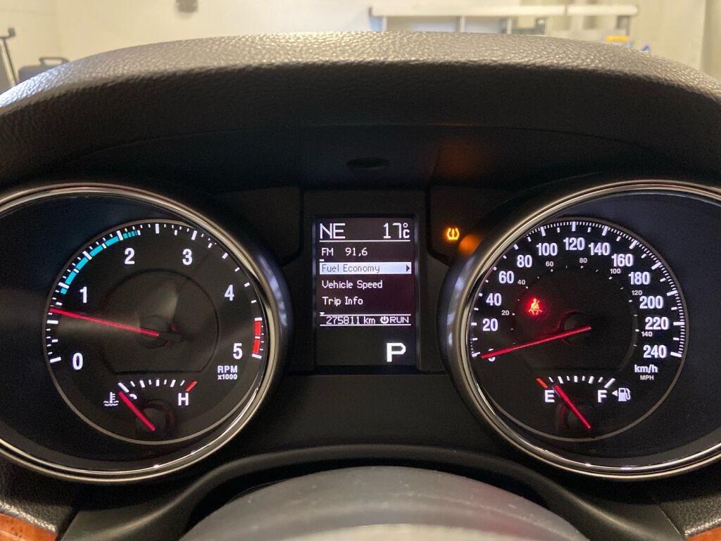 Jeep Grand Cherokee 2012 Harmaa