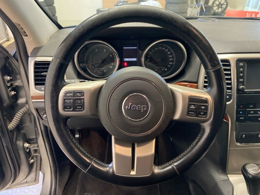 Jeep Grand Cherokee 2012 Harmaa