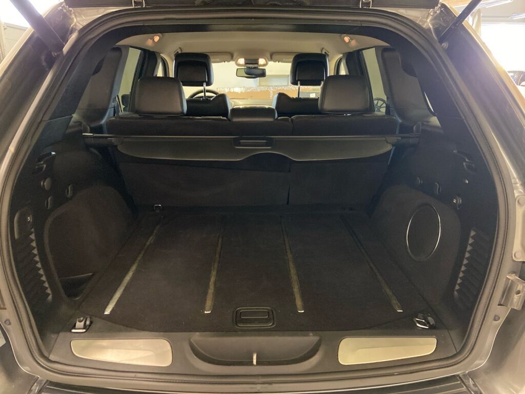 Jeep Grand Cherokee 2012 Harmaa