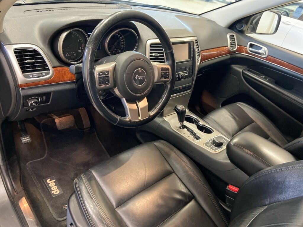 Jeep Grand Cherokee 2012 Harmaa
