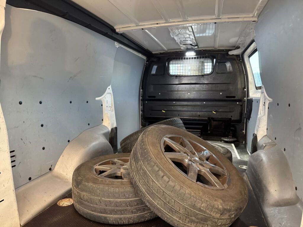 Citroen Jumpy 2018 Valkoinen