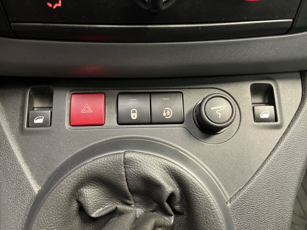 Citroen Berlingo Multispace 2018 Sininen