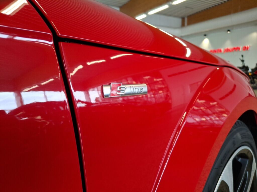 Audi TT 2016 Punainen