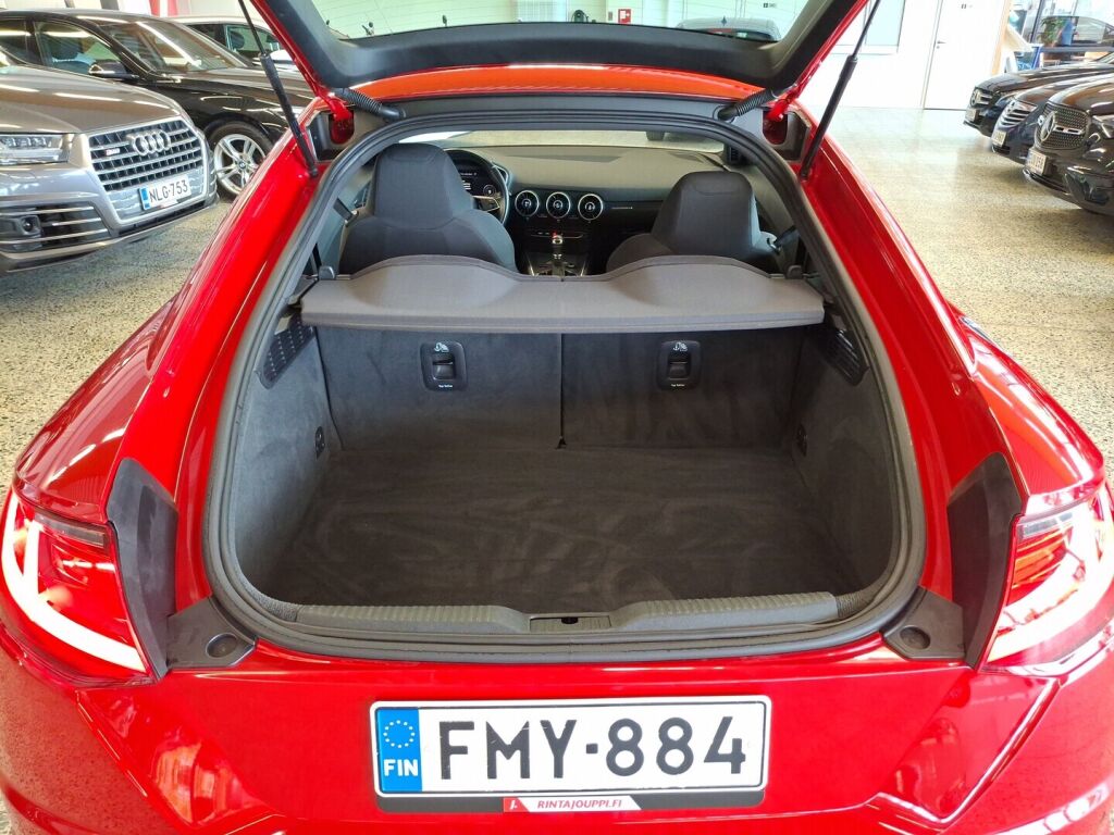 Audi TT 2016 Punainen