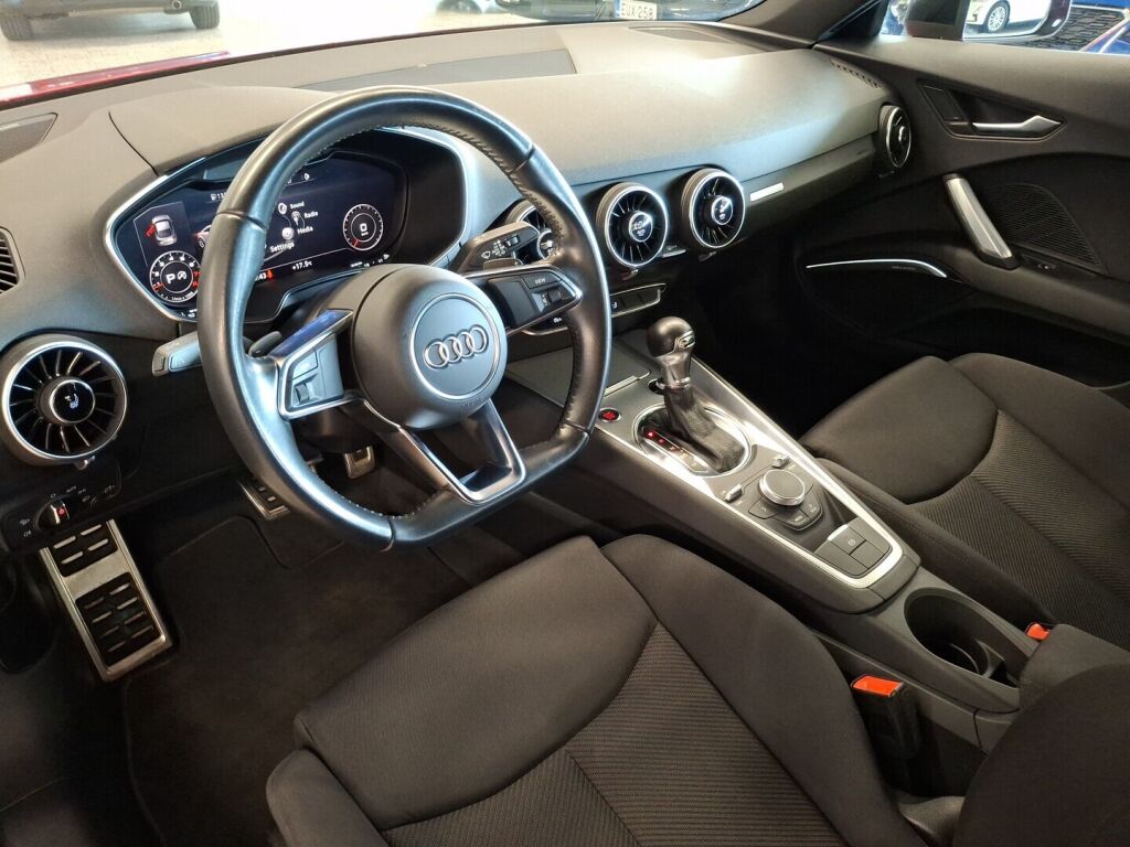 Audi TT 2016 Punainen